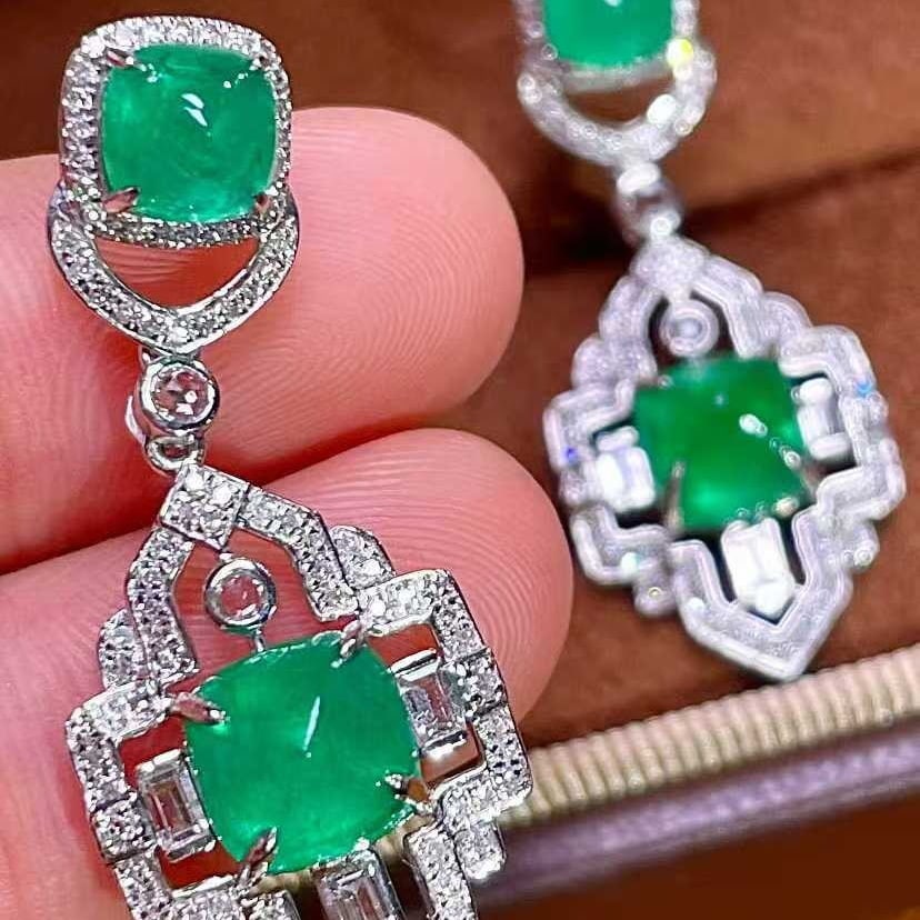 14k Gold 6.00 Ctw Natural Emerald & Sapphire Earrings - 4