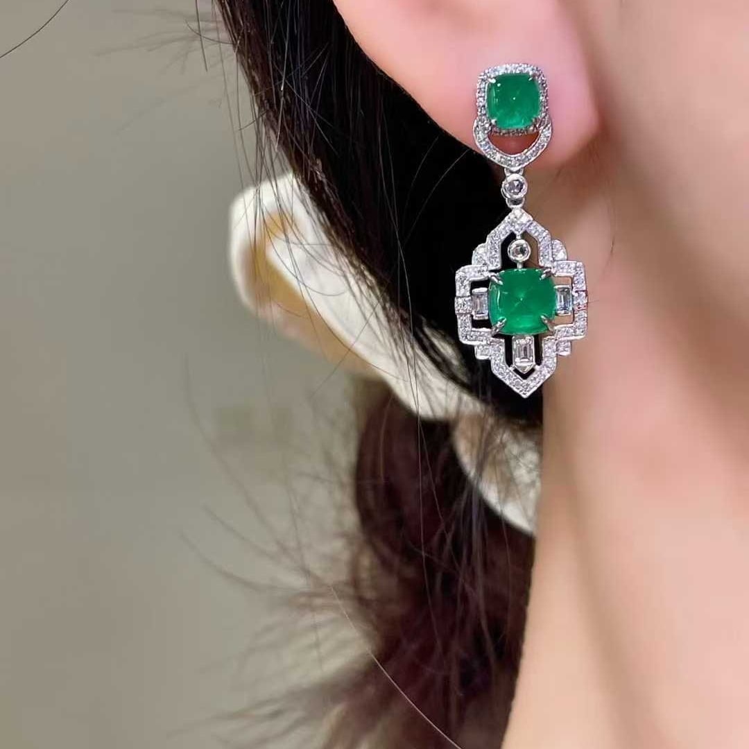 14k Gold 6.00 Ctw Natural Emerald & Sapphire Earrings - 5