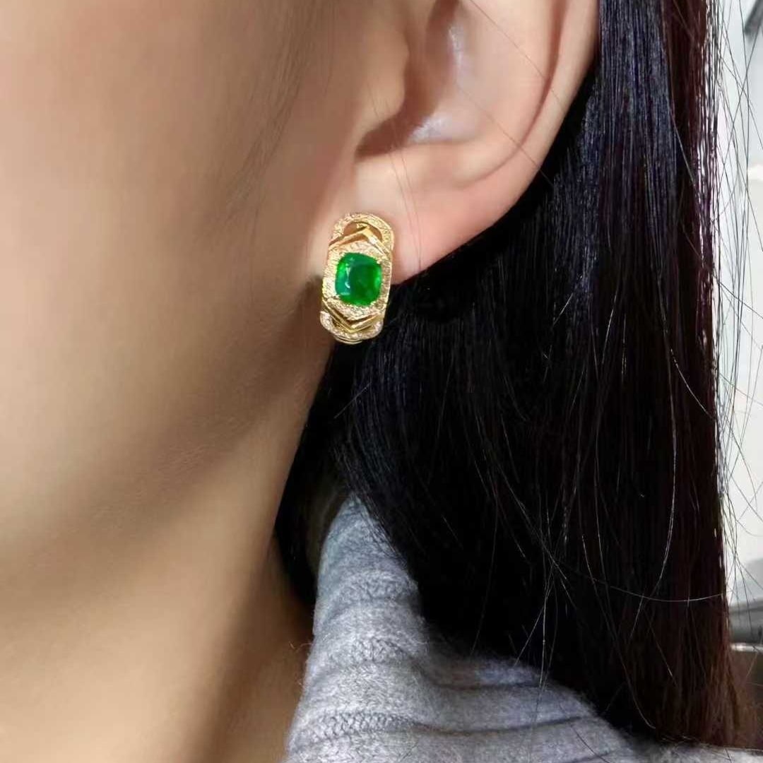 14k Gold 2.07 Ctw Vivid Green Natural Emerald & Diamond Earrings - 3