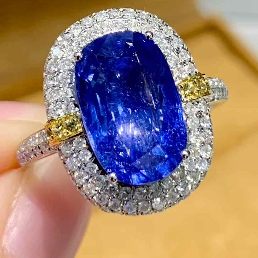 14k Gold 4.1 Ct Natural Sapphire & Diamond Ring - 6
