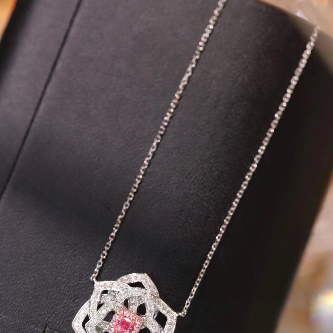 14k Gold 0.65 Ctw Natural Pink Diamond & Diamond Necklace - 5