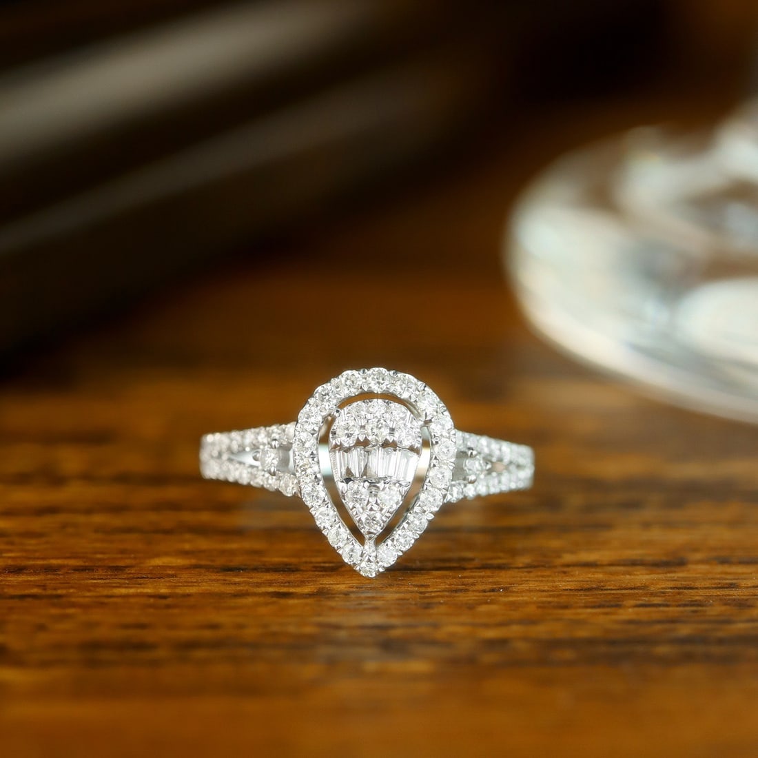 14k Gold 0.68 Ct Natural H Diamond Ring: Ref:231112025 // gold content:14k gold // ring size:7. 25us // // main gemstone:diamond // shape:multiple // carat weight:0. 68ct // clarity grade:vs-si // color:h // treatment:natural //