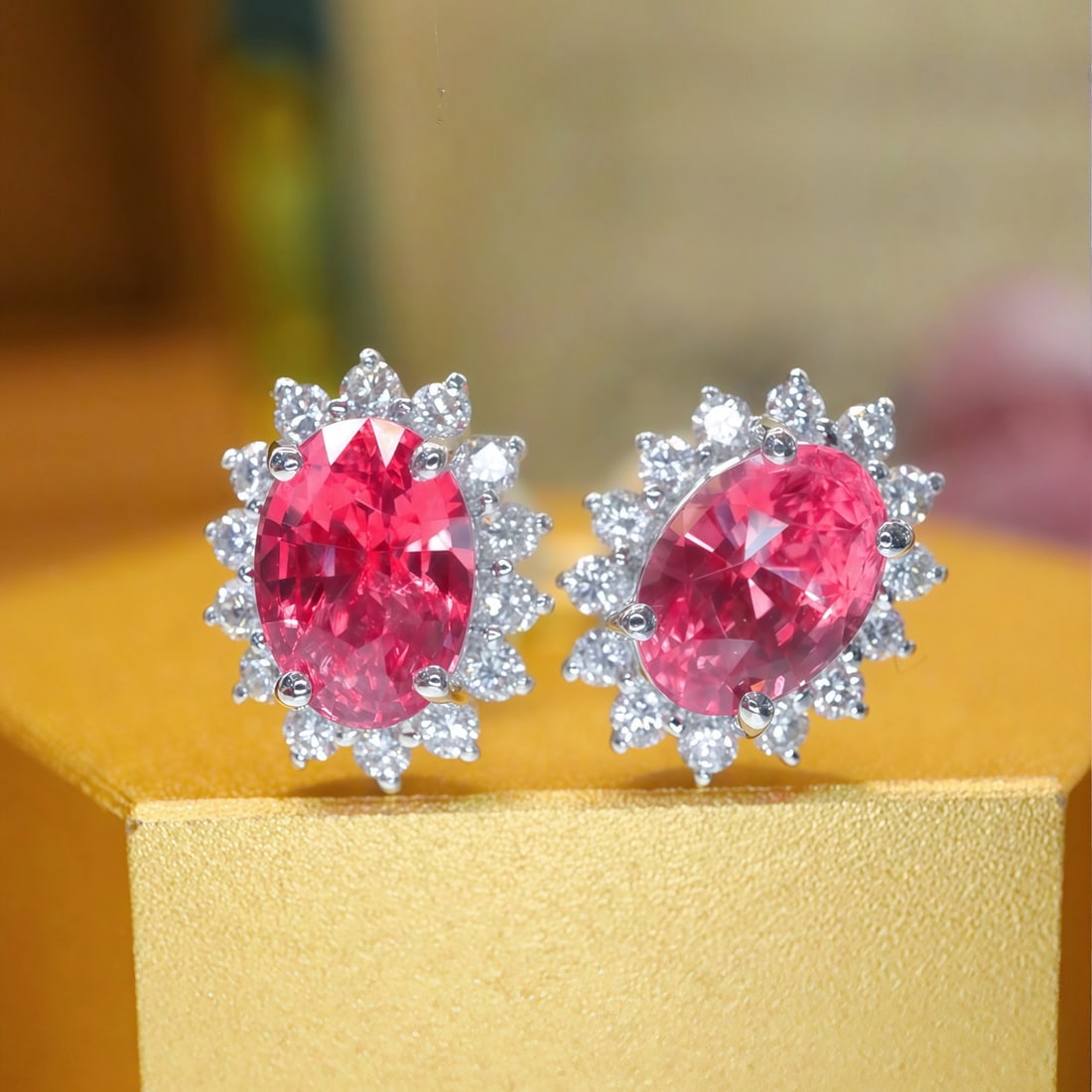 14k Gold 1.74 Ctw Natural Spinel & Diamond Earrings - 2