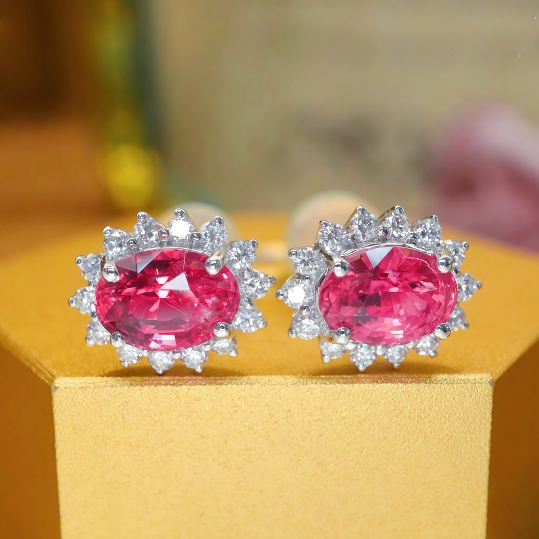 14k Gold 1.74 Ctw Natural Spinel & Diamond Earrings - 3