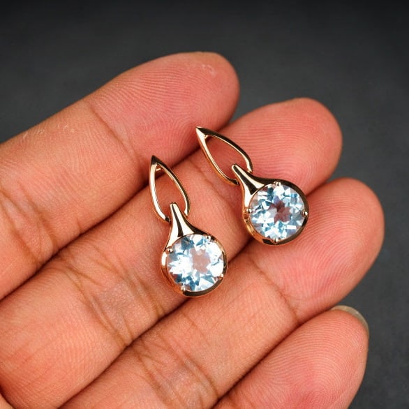 14k Gold 3.19 Ct Natural Aquamarine Earrings - 9