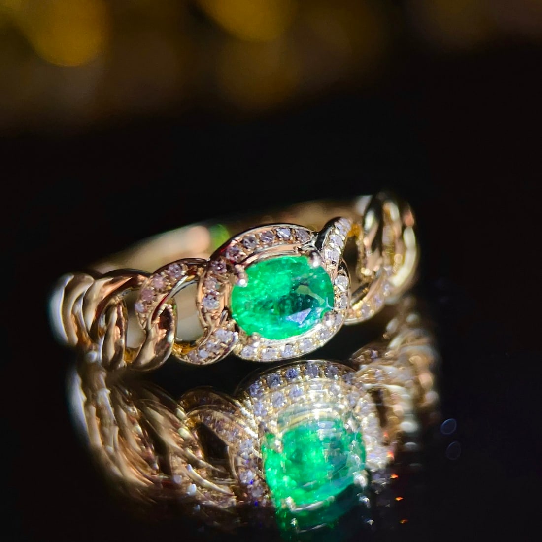 14k Gold 0.36 Ct Vivid Green Natural Emerald & Diamond Ring - 3