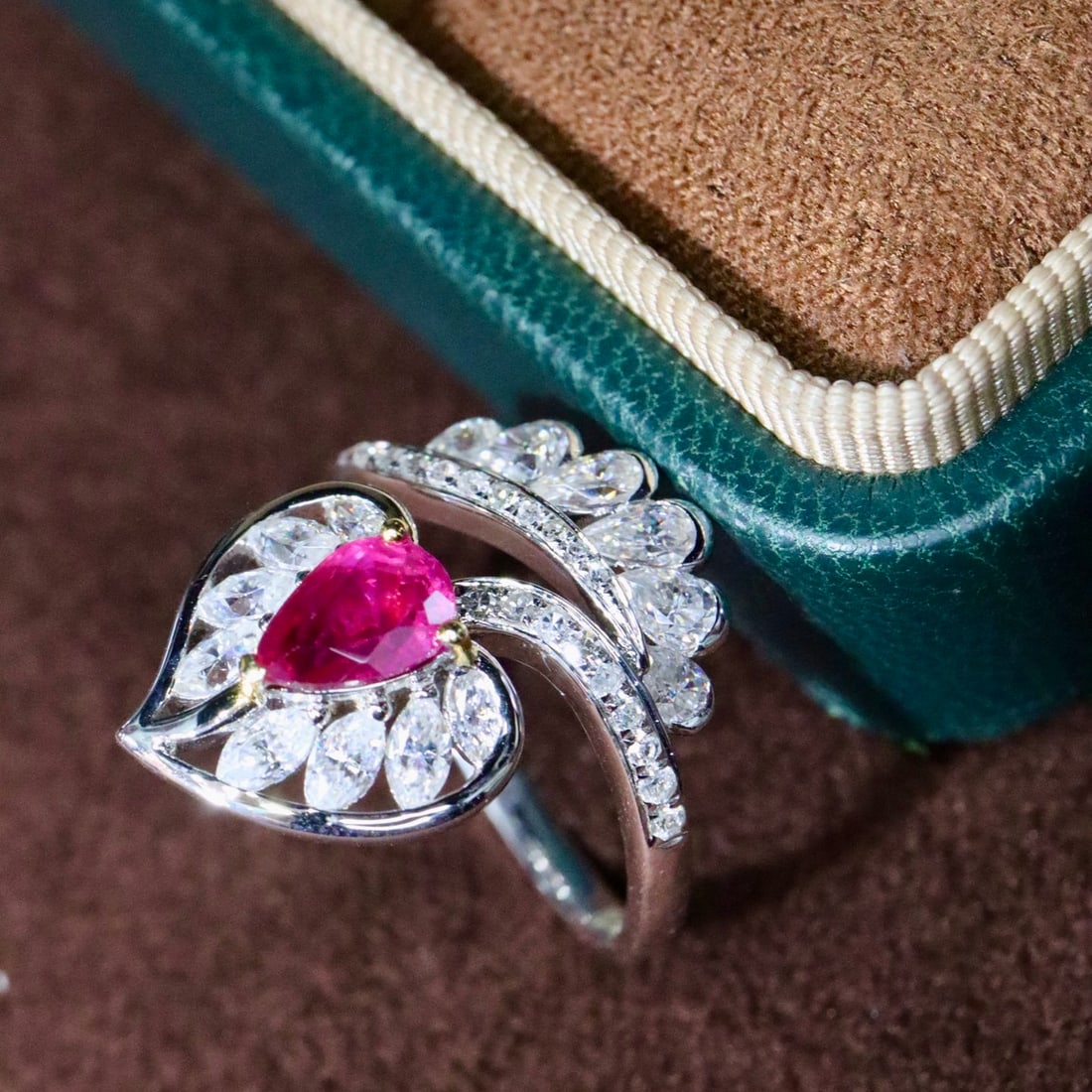 14k Gold 1.00 Ctw Natural Ruby & Diamond Ring - 3