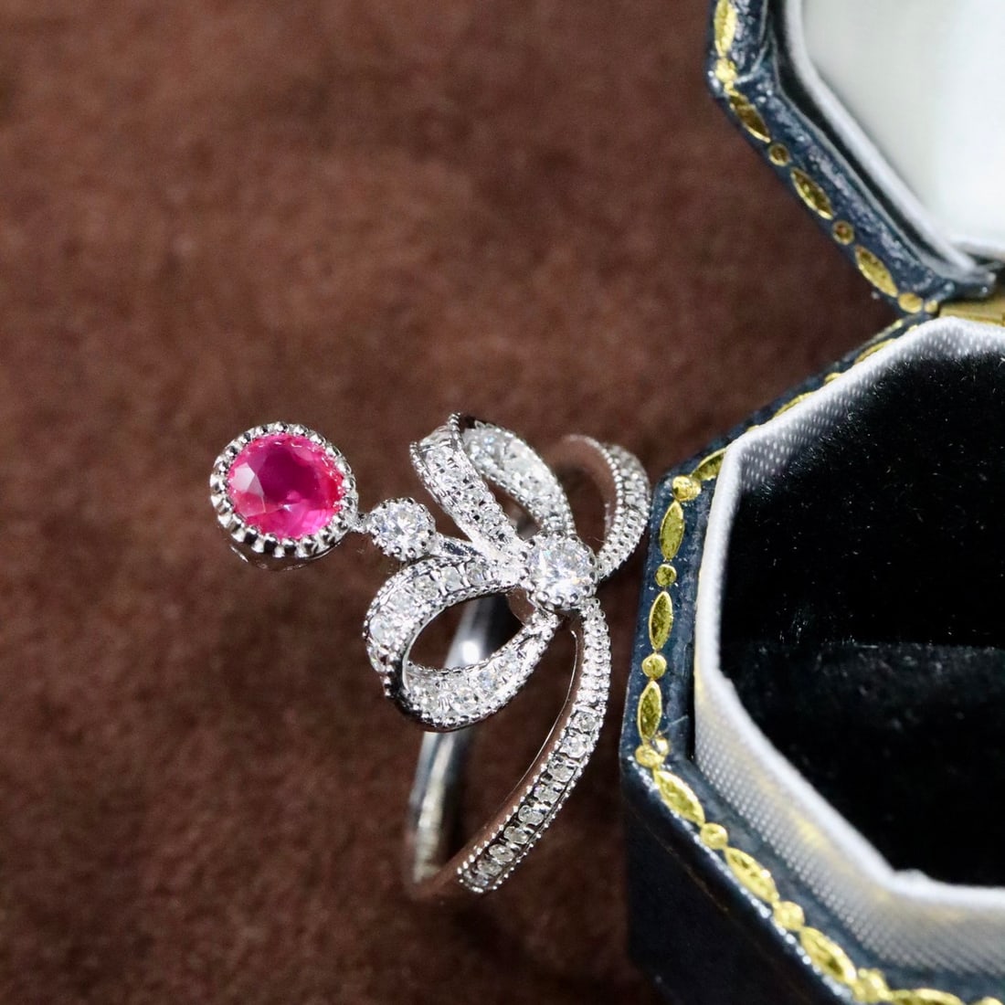 14k Gold 0.54 Ctw Natural Ruby & Diamond Ring - 3