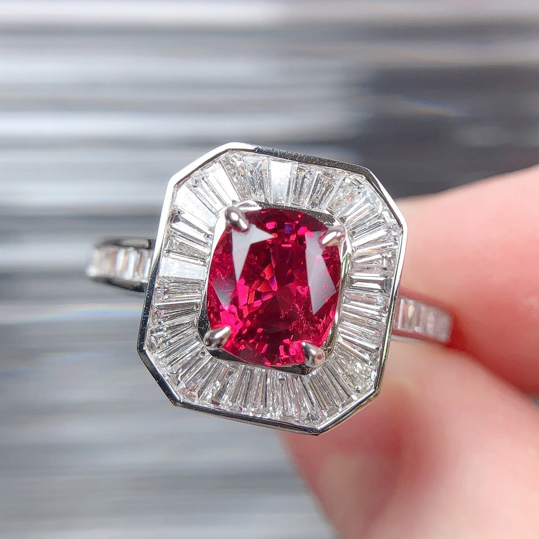 14k Gold 2.11 Ctw Natural Spinel & Diamond Ring: Ref:231112099 // gold content:14k gold // ring size:7. 25us // // main gemstone:spinel // shape:cushion // carat weight:1. 44ct // color:red // treatment:natural // // adjacent gemstone 2 : diamond //