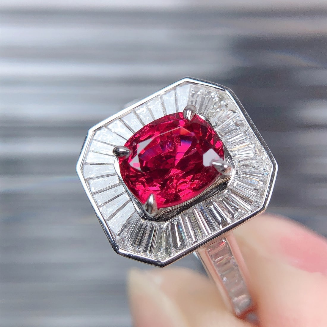 14k Gold 2.11 Ctw Natural Spinel & Diamond Ring - 3