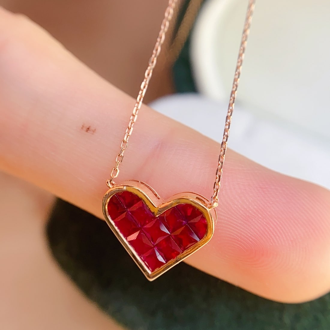 14k Gold 1.55 Ct Natural Ruby Necklace - 4