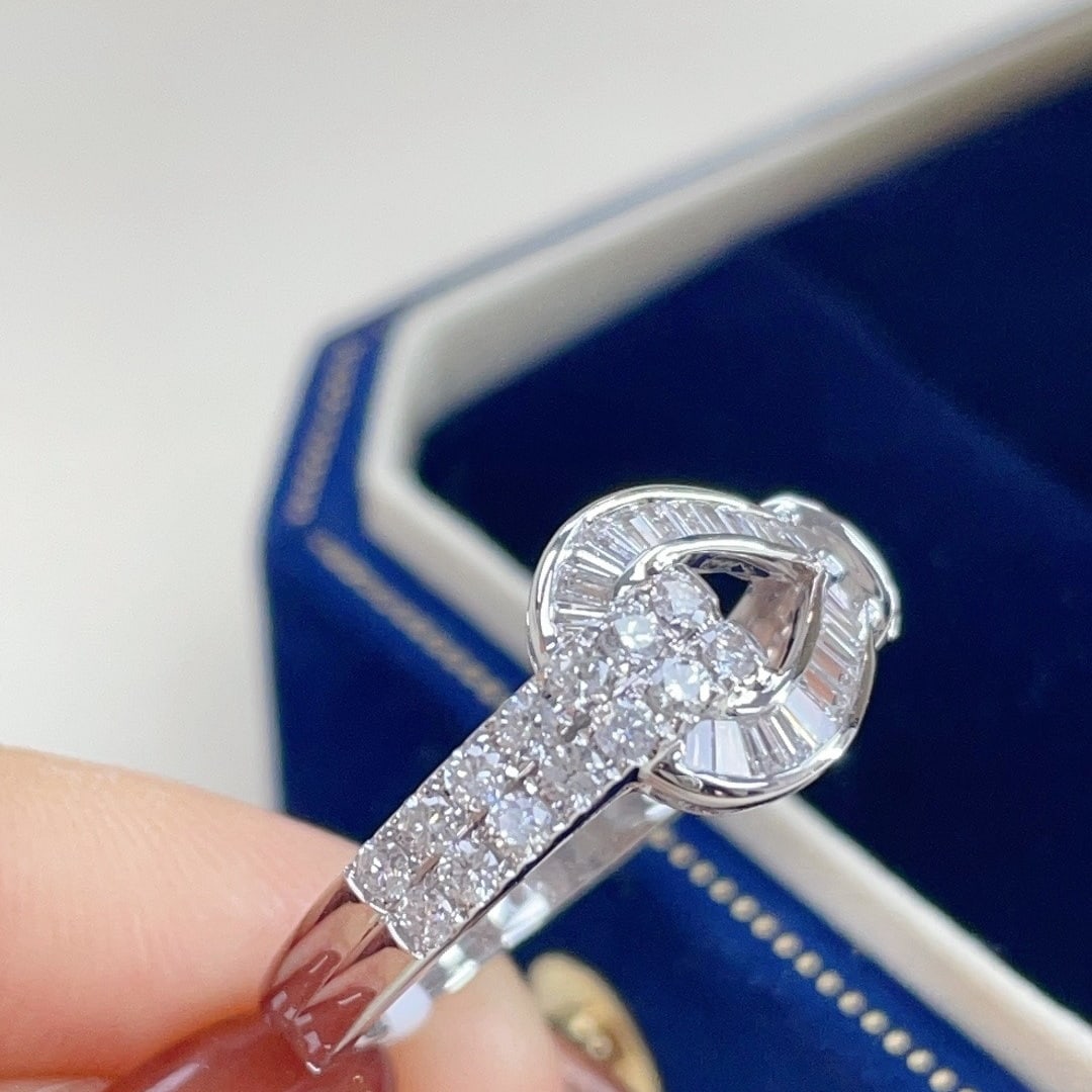 14k Gold 0.47 Ct Natural H Diamond Ring - 2