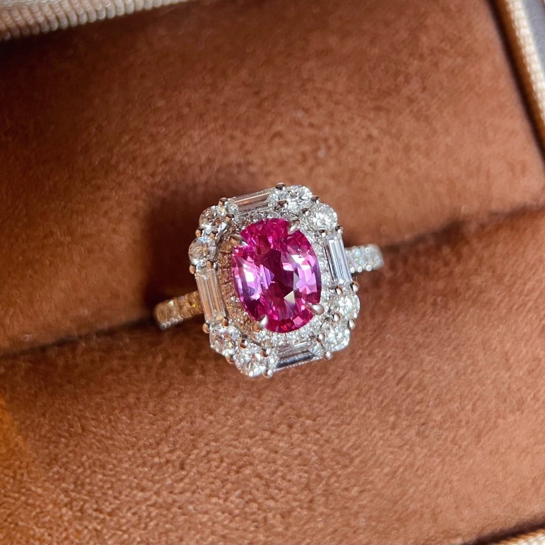 14k Gold 1.54 Ct Natural Sapphire & Diamond Ring: Ref:231112174 // gold content:14k gold // ring size:7. 25us // // main gemstone:sapphire // shape:oval // carat weight:1. 54ct // color:pink // treatment:natural // // adjacent gemstone 2 : diamond //