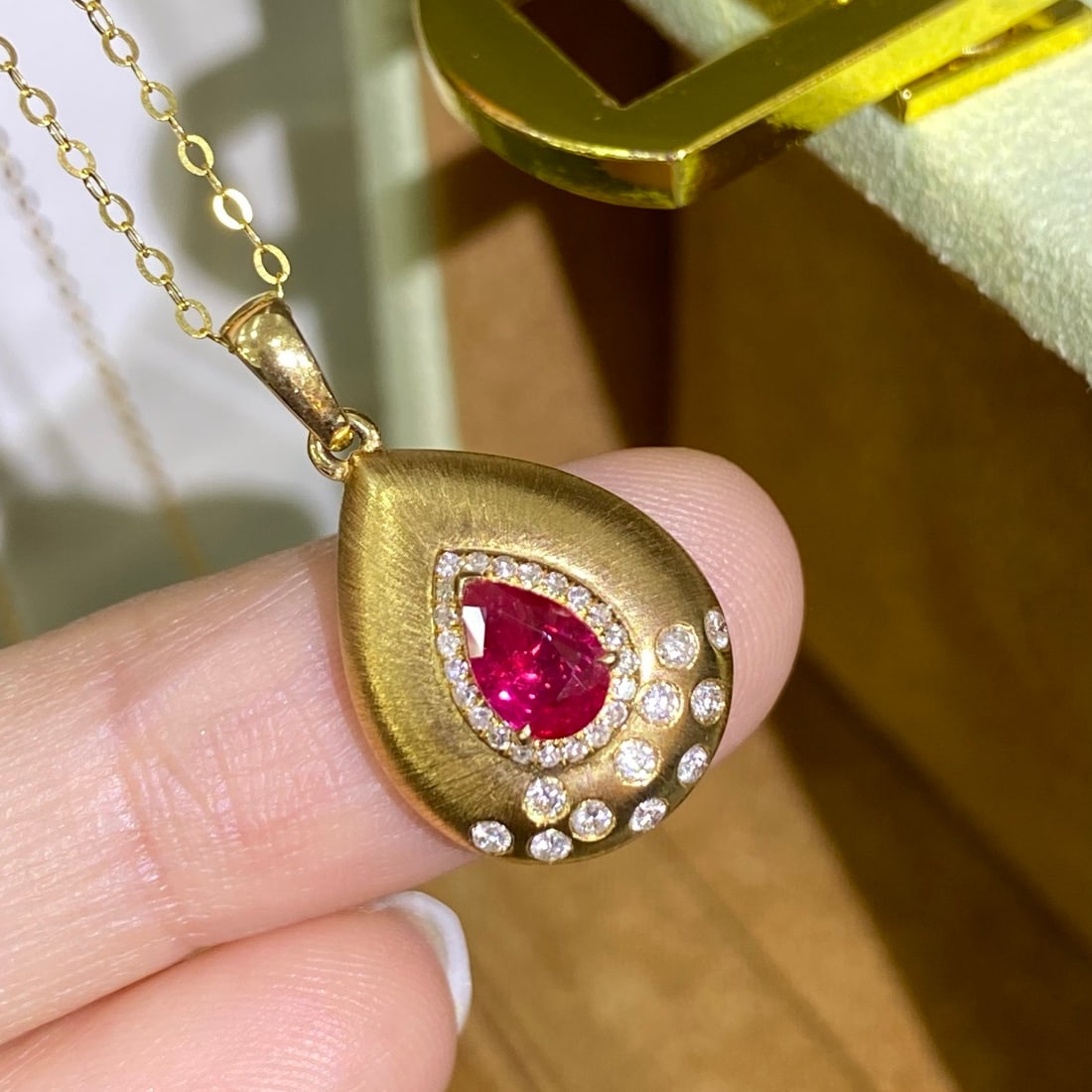 14k Gold 0.82 Ctw Natural Ruby & Diamond Pendant( Without Chain ) - 3