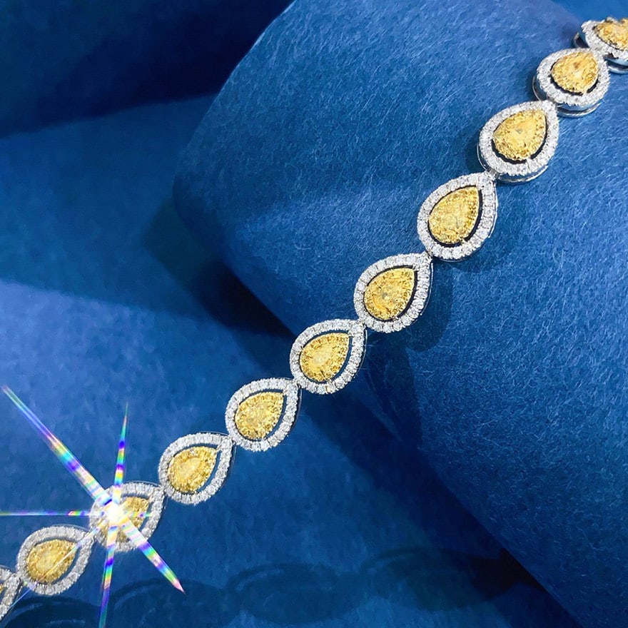 14k Gold 3.70 Ctw Natural Yellow Diamond & Diamond Bracelet - 2