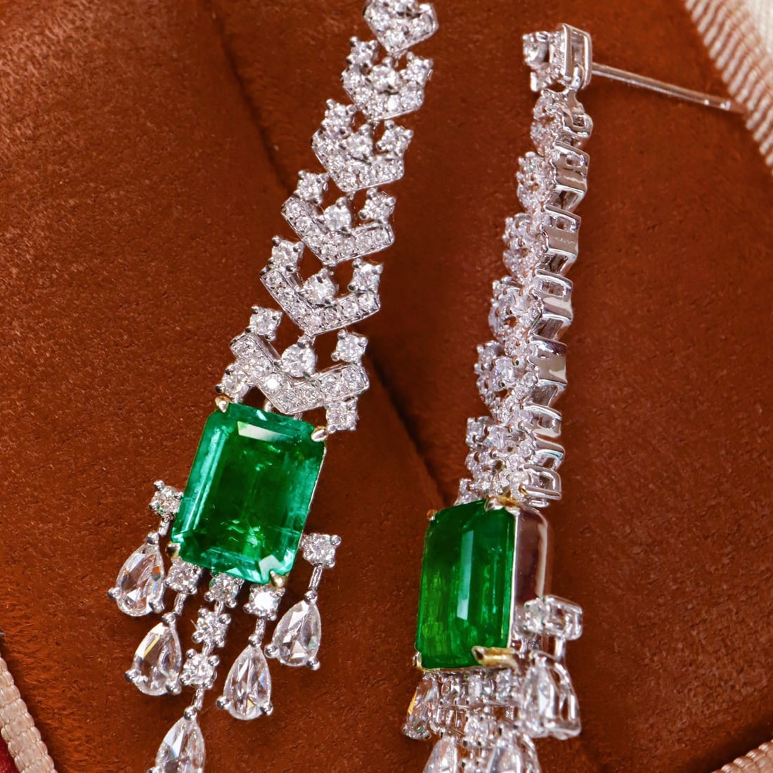 14k Gold 5.24 Ctw Vivid Green Natural Emerald & Diamond Earrings - 4