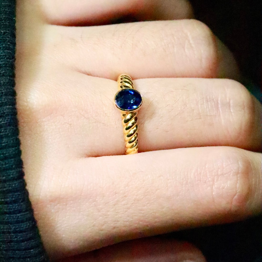 14k Gold 0.70 Ct Natural Sapphire Ring - 6