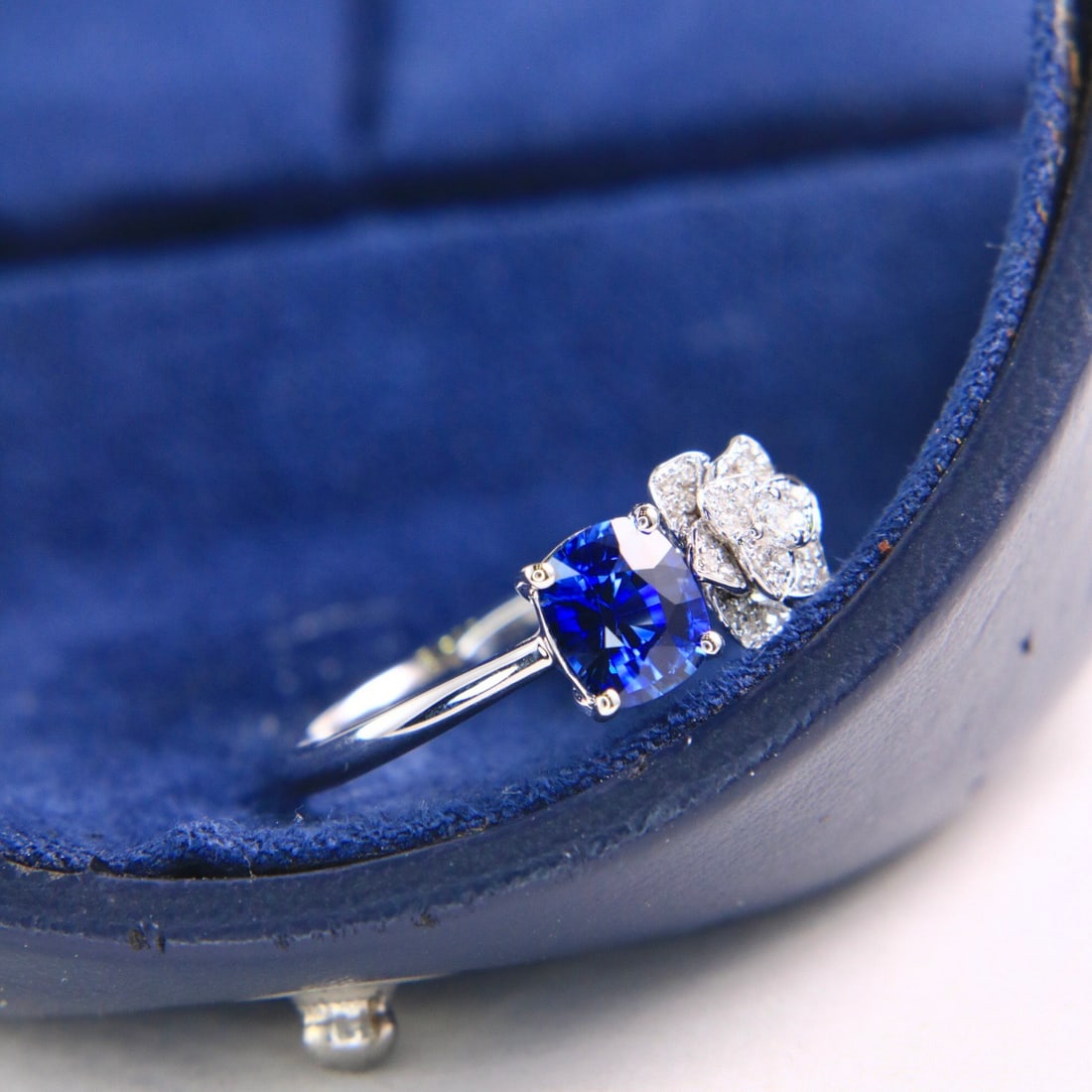 14k Gold 1.10 Ctw Natural Sapphire & Diamond Ring - 2