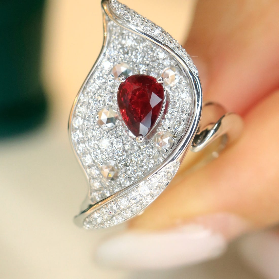 14k Gold 1.90 Ctw Natural Ruby & Diamond Ring - 8