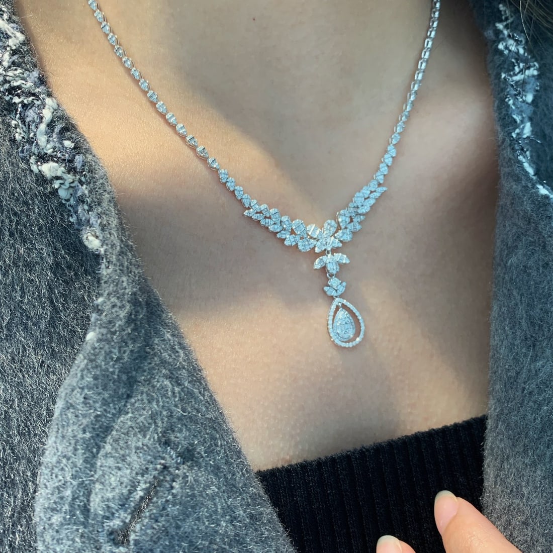 14k Gold 3.4 Ct Natural H Diamond Necklace - 5