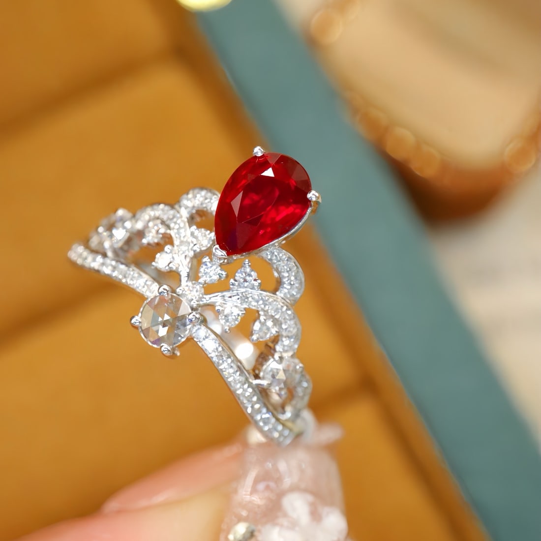 14k Gold 1.40 Ctw Natural Ruby & Diamond Ring - 2