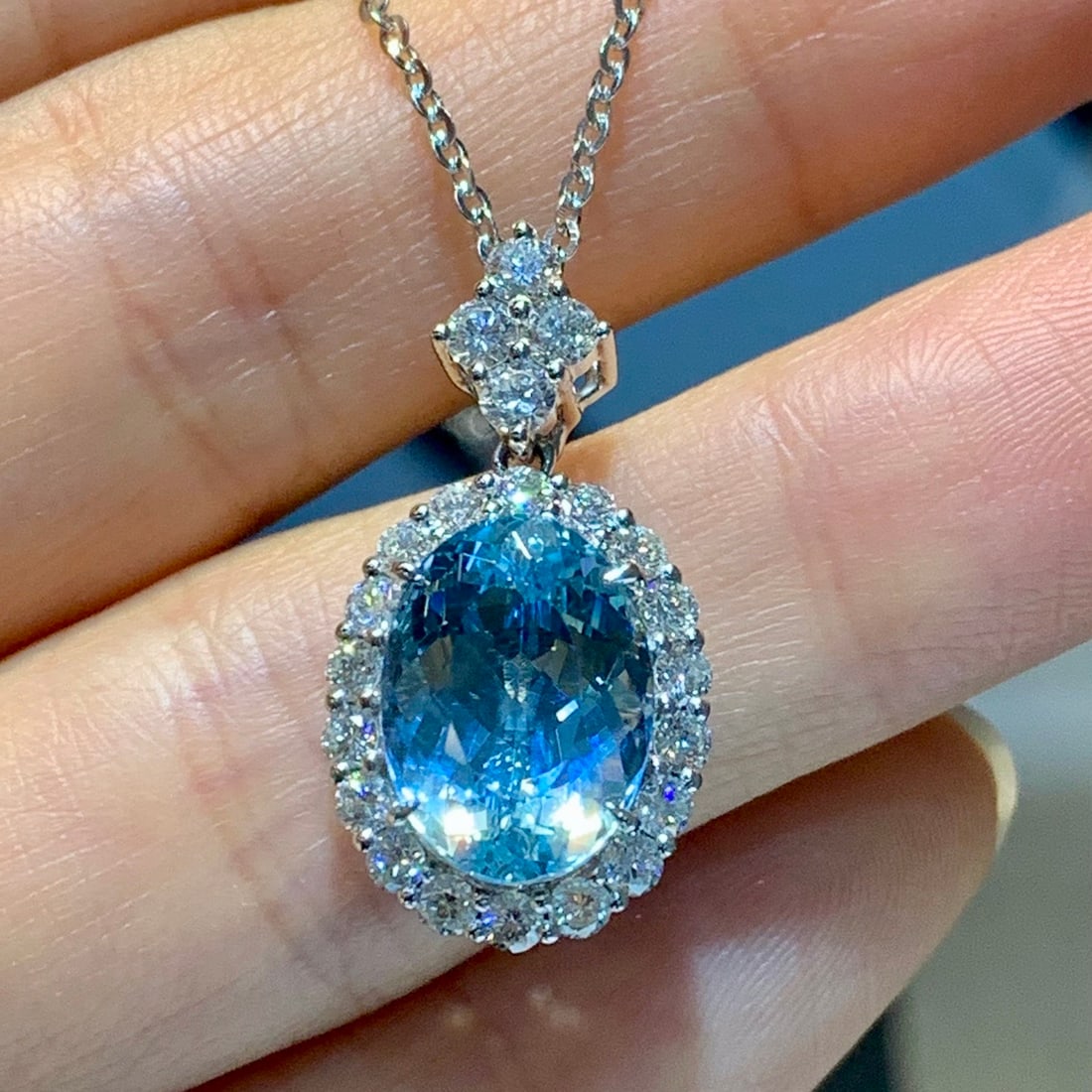 14k Gold 4.98 Ctw Natural Aquamarine & Diamond Pendant( Without Chain ) - 3