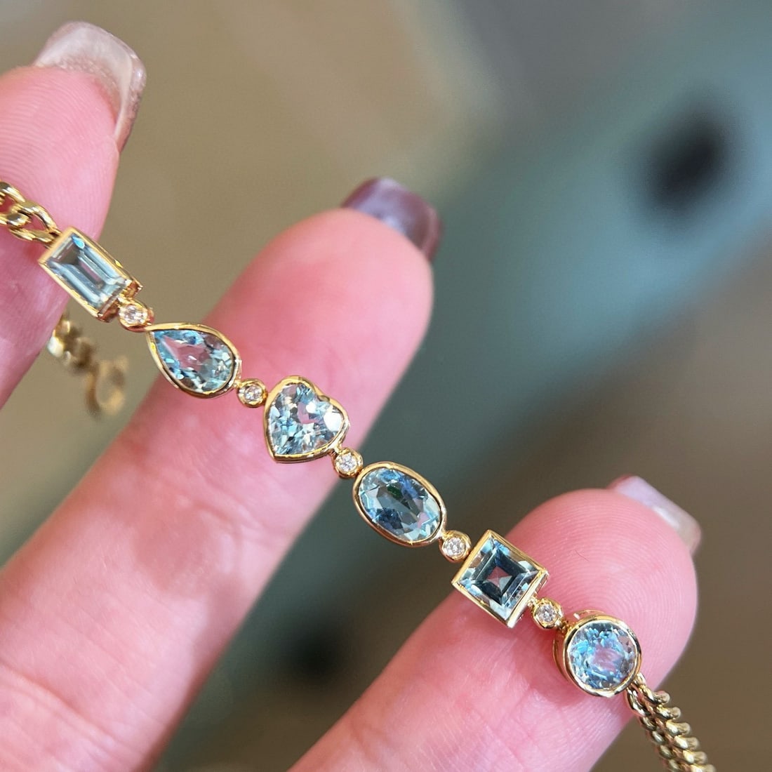 14k Gold 2.7 Ct Natural Aquamarine & Diamond Bracelet - 7