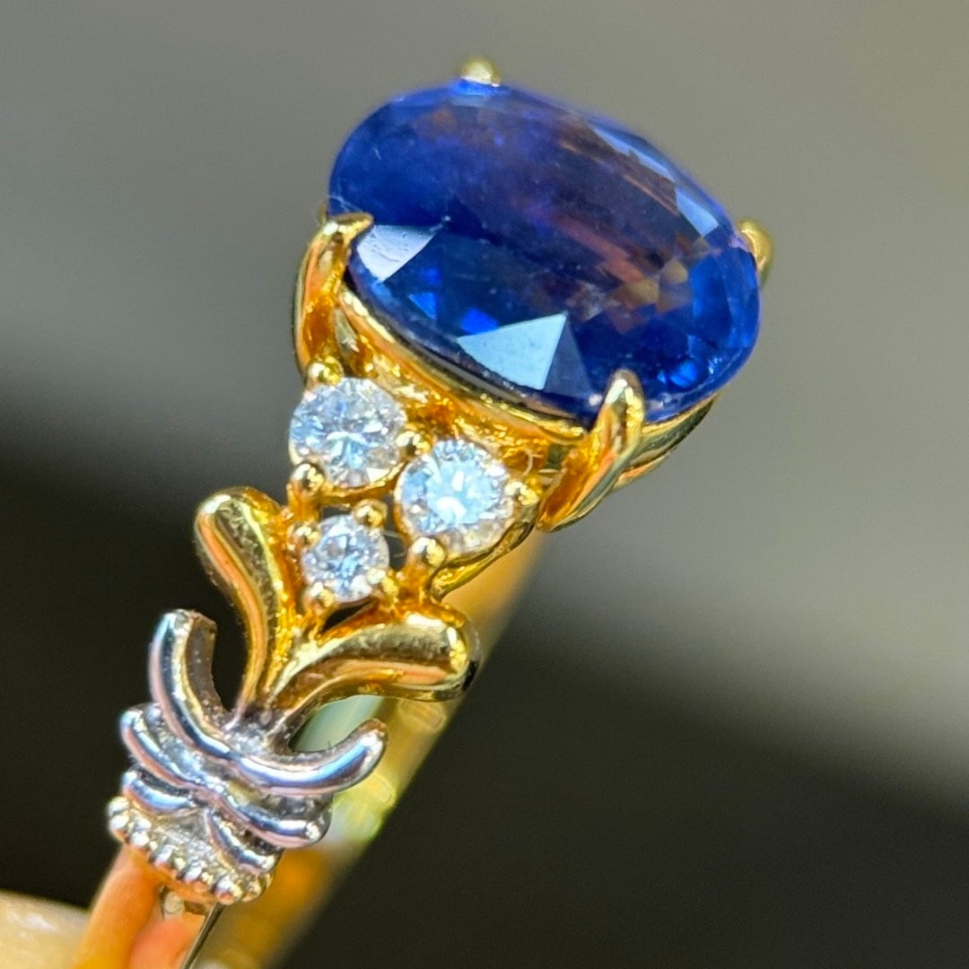 14k Gold 2.27 Ctw Natural Sapphire & Diamond Ring - 4