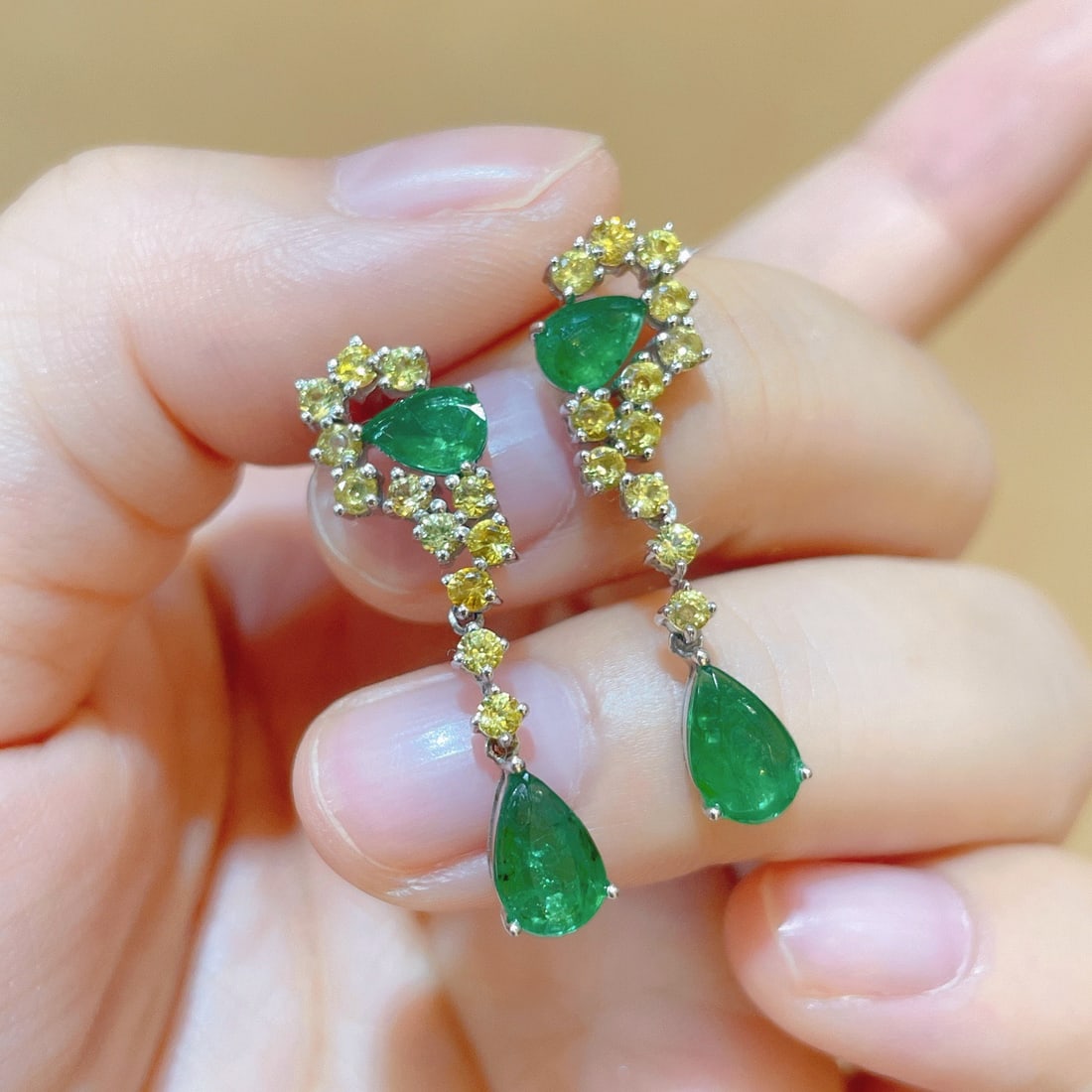 14k Gold 3.29 Ctw Natural Emerald & Sapphire Earrings - 4