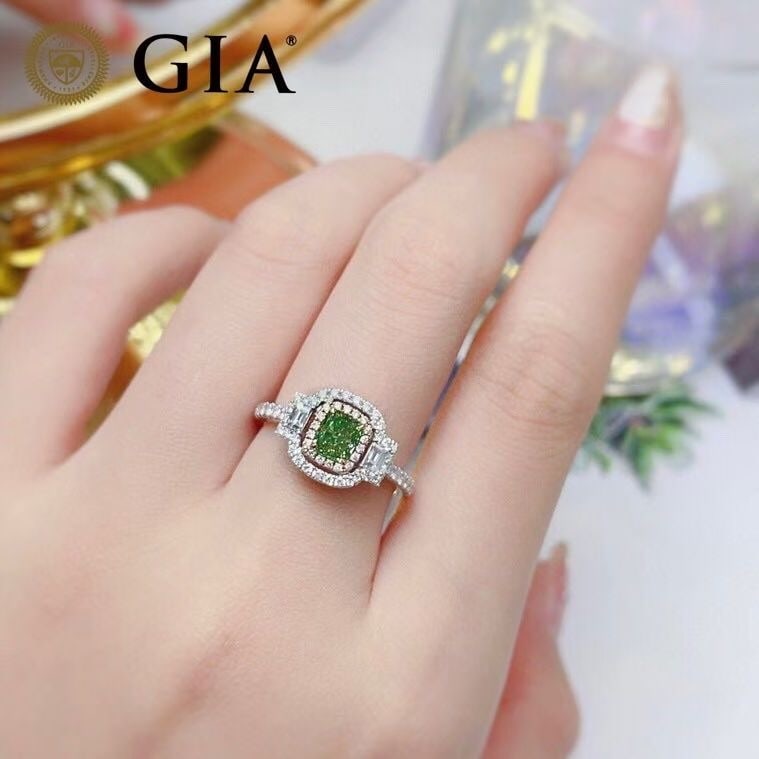 Gia Certified 14k Gold 1.24 Ctw Natural Green Diamond & Diamond Ring - 3