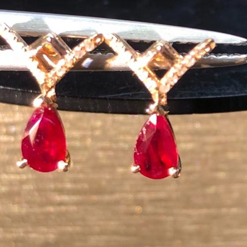 14k Gold 0.65 Ct Vivid Red Natural Ruby & Diamond Earrings - 2