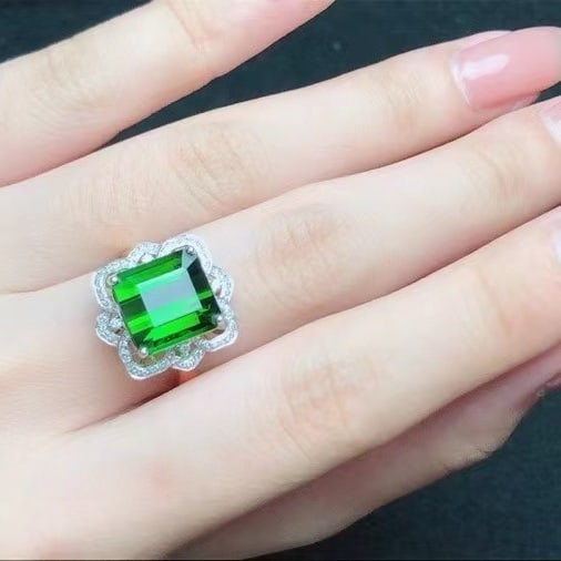 14k Gold 7.6 Ct Natural Tourmaline & Diamond Ring - 6