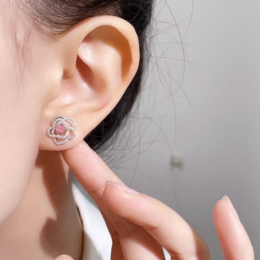 14k Gold 0.68 Ctw Natural Pink Diamond & Diamond & Flowers Earrings - 4