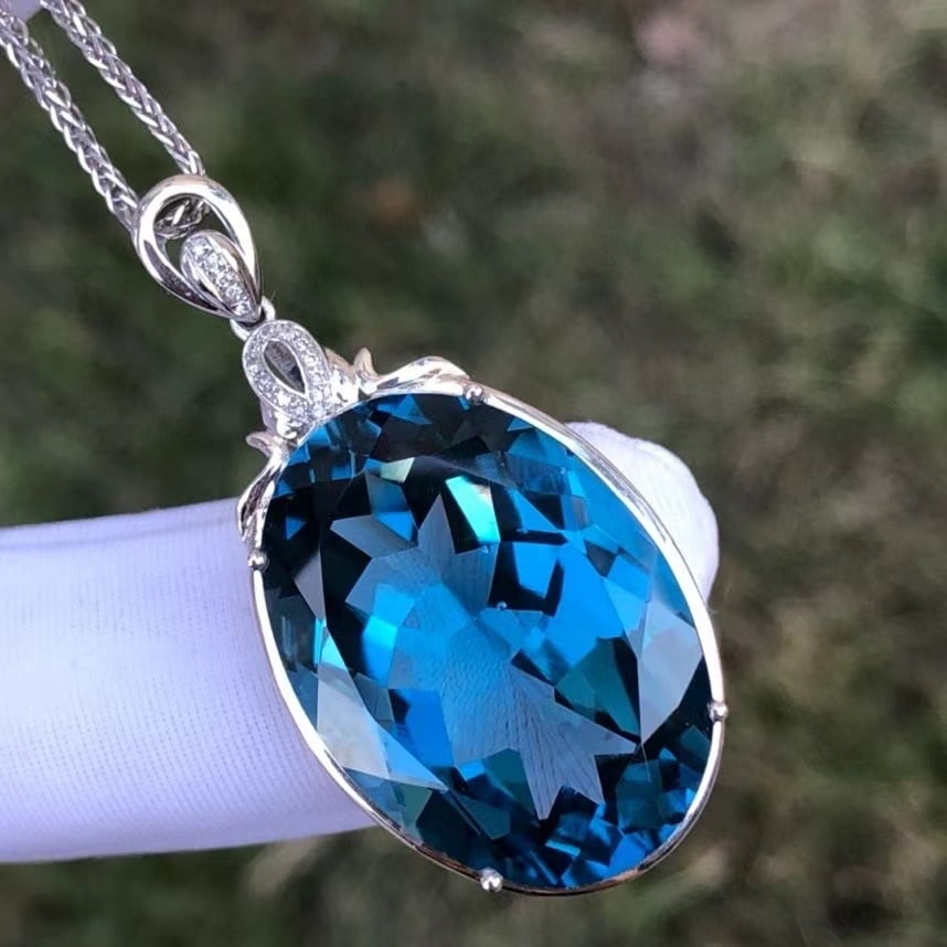 14k Gold 36.1 Ct Natural Topaz & Diamond Pendant( Without Chain ) - 3