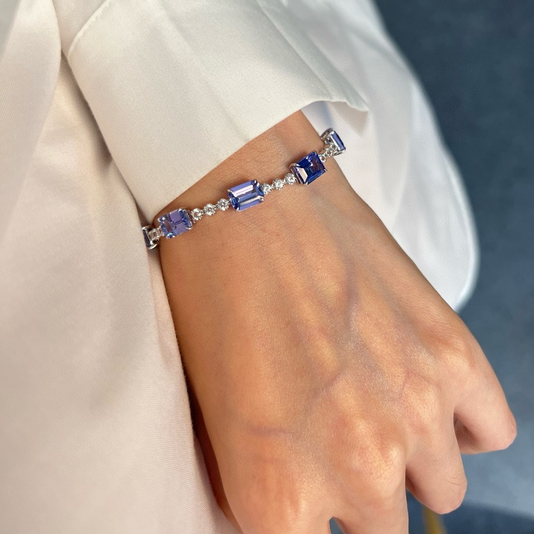 14k Gold 13.60 Ctw Natural Tanzanite & Spinel Bracelet - 2