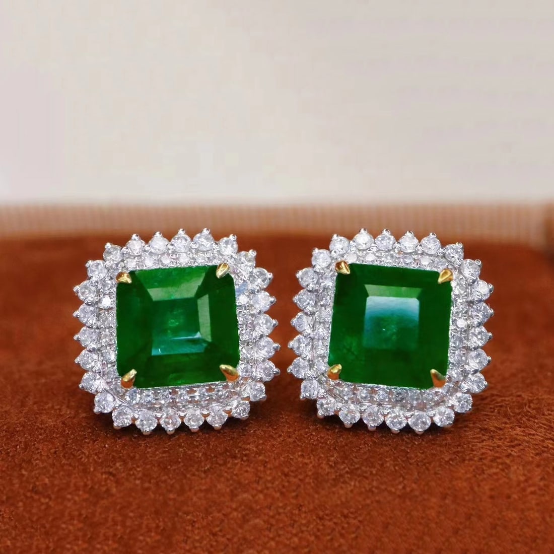 14k Gold 3.30 Ctw Vivid Green Natural Emerald & Diamond Earrings - 5