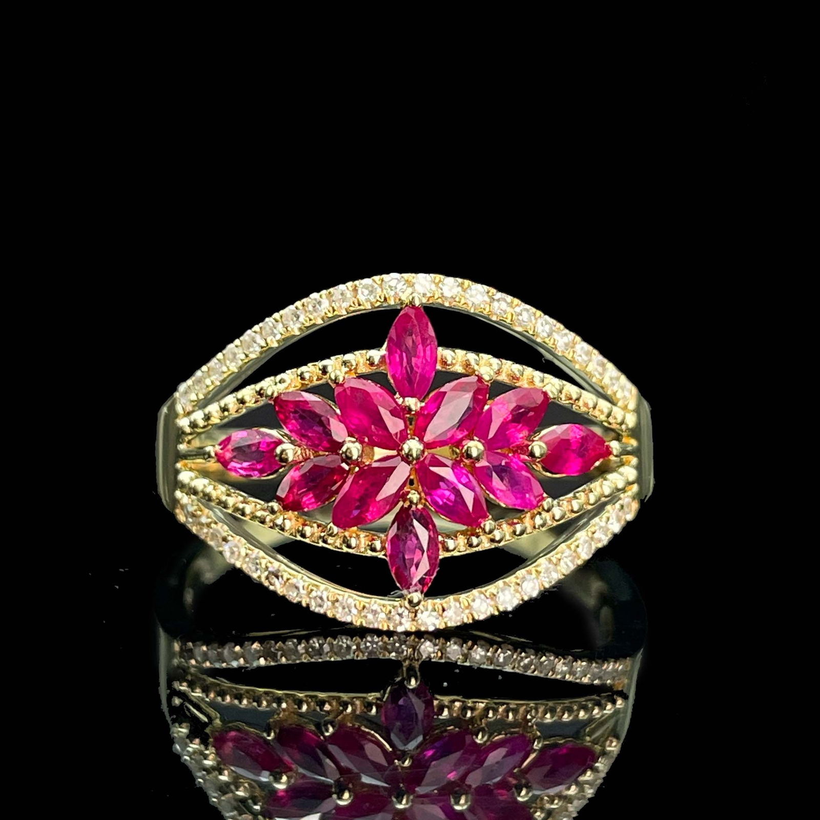 14k Gold 0.90 Ctw Natural Ruby & Diamond Ring - 2