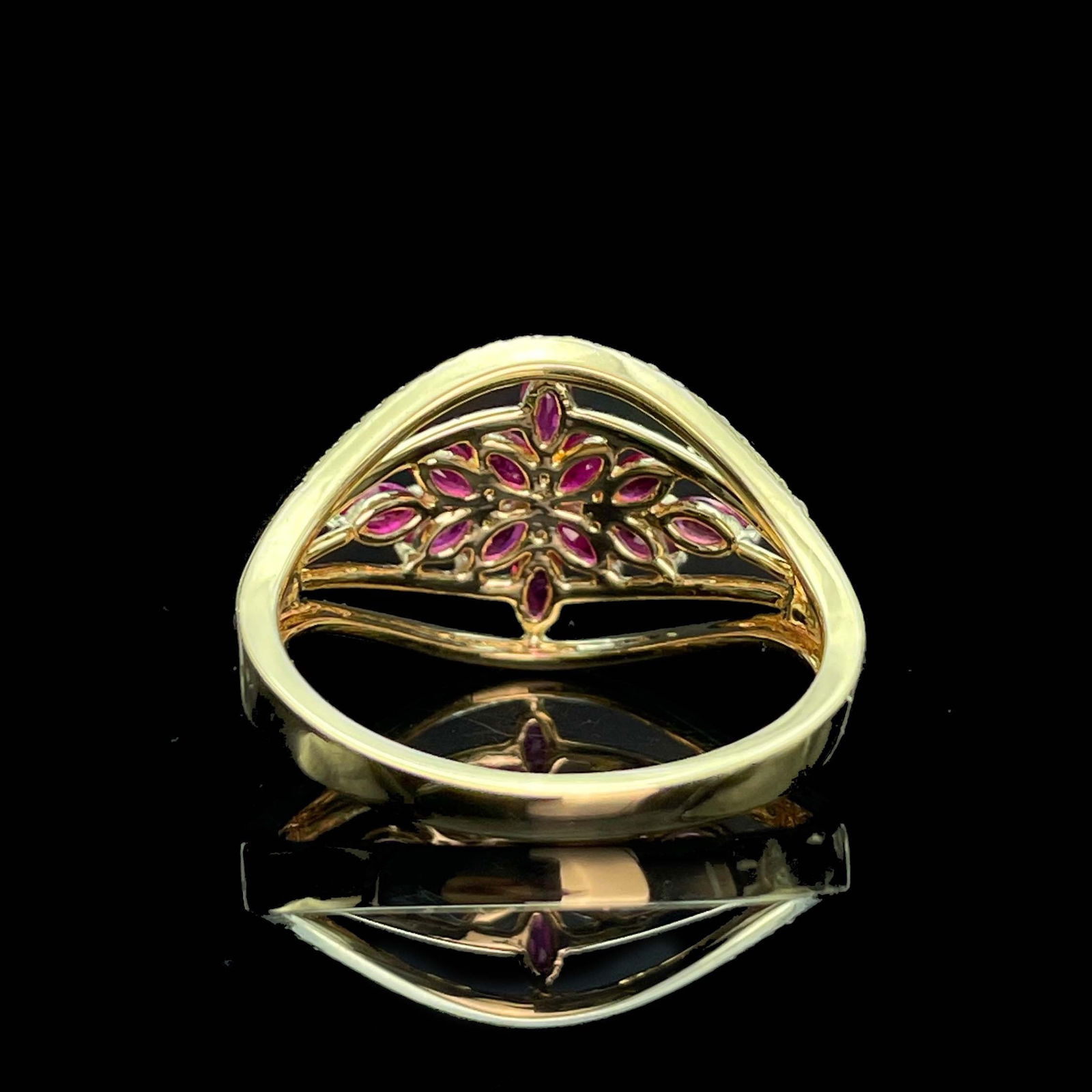 14k Gold 0.90 Ctw Natural Ruby & Diamond Ring - 5