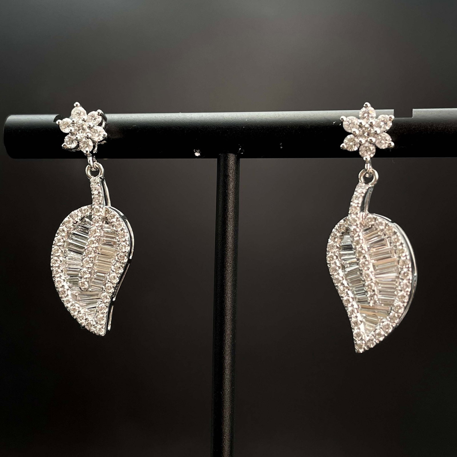 14k Gold 1.00 Ct Natural H Diamond Earrings - 2