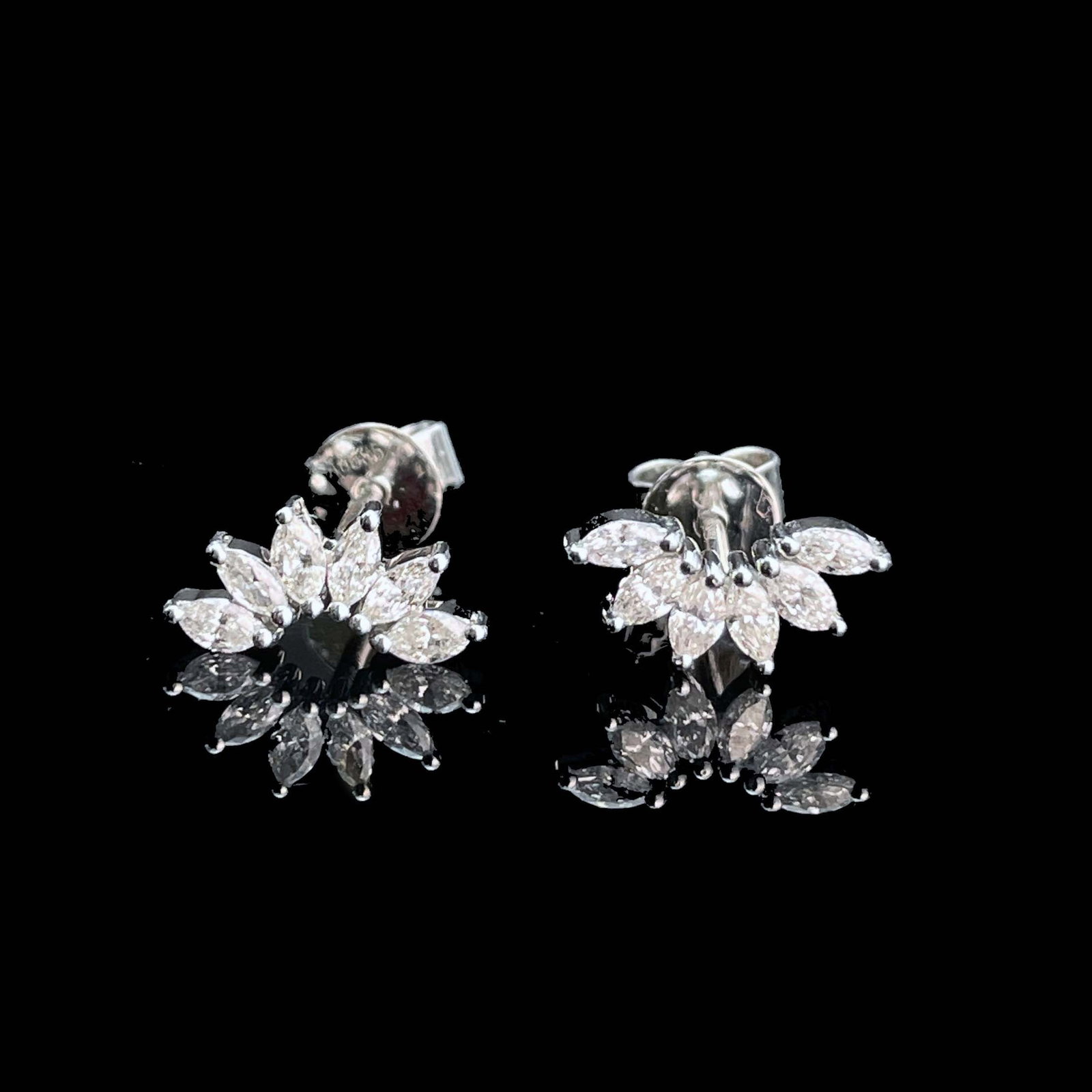 14k Gold 0.5 Ct Natural H Diamond Earrings - 5