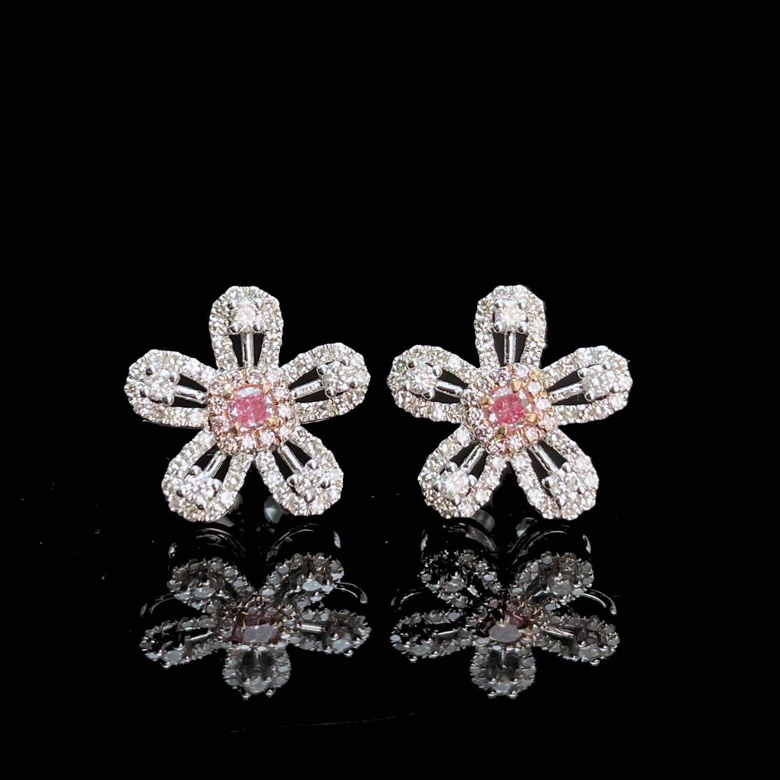 14k Gold 0.56 Ctw Natural Pink Diamond & Diamond & Flowers Earrings: Ref:230935108 // gold content:14k gold // main gemstone:pink diamond // shape:cushion // carat weight:0. 12ct // color:pink // treatment:natural // // adjacent gemstone 2 : diamond // shape:round