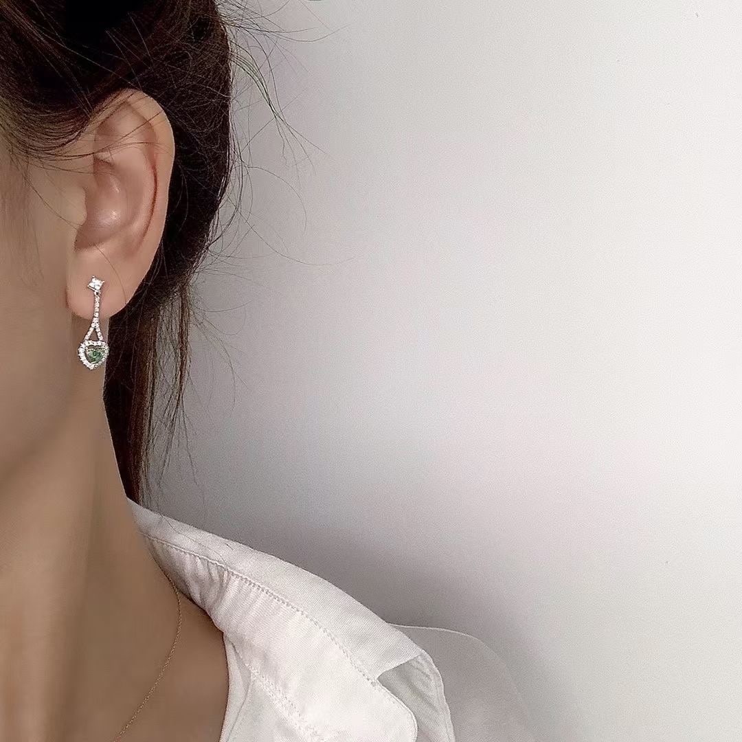 14k Gold 0.80 Ctw Natural Green Diamond & Diamond Earrings - 3