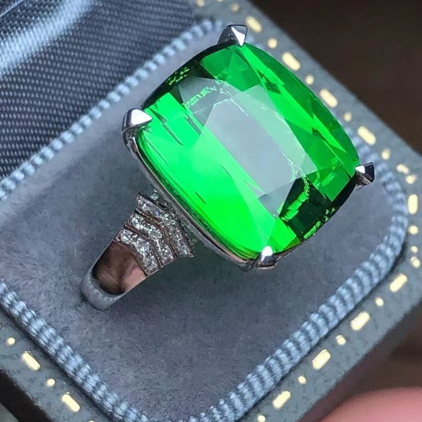 14k Gold 7.5 Ct Natural Tourmaline & Diamond Ring - 2