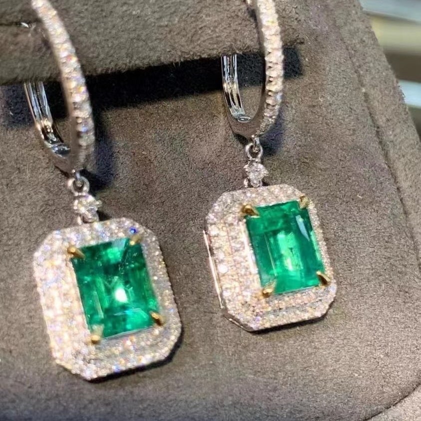 14k Gold 3.9 Ctw Vivid Green Natural Emerald & Diamond Earrings - 2