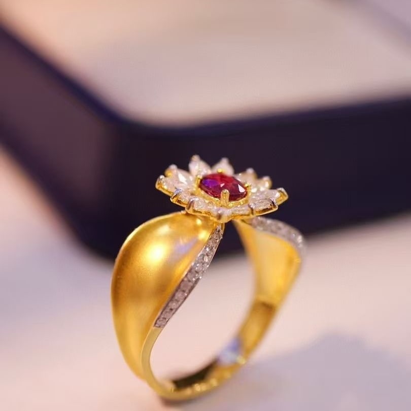 14k Gold 1.25 Ctw Natural Ruby & Diamond Ring - 3