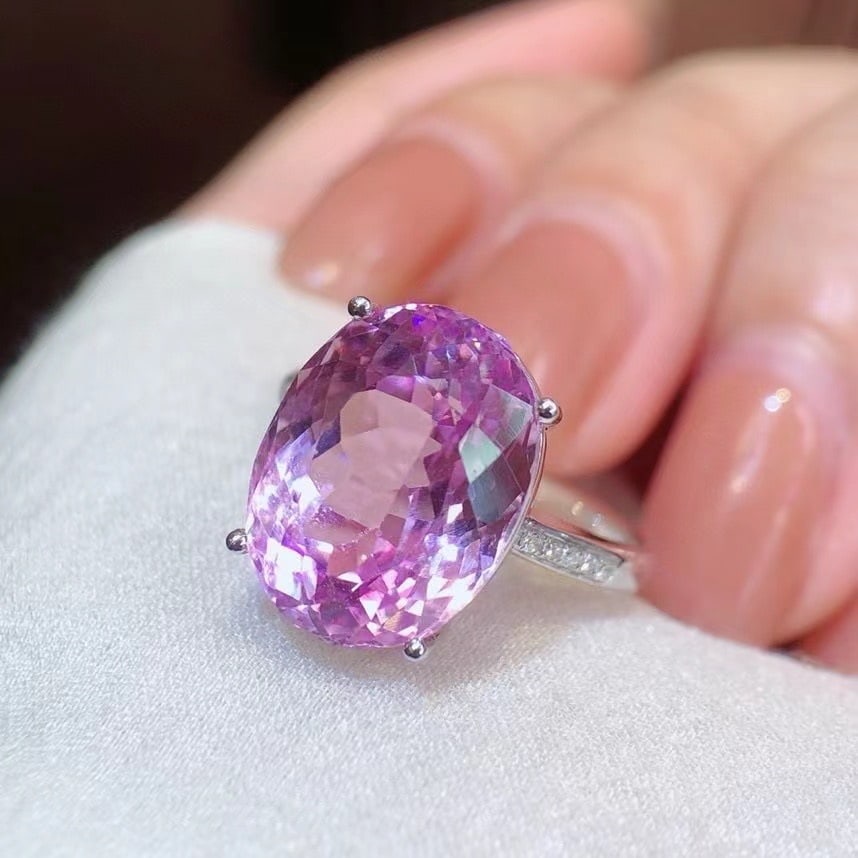 14k Gold 9.4 Ct Natural Kunzite & Diamond Ring - 2