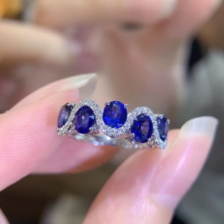 14k Gold 2.3 Ct Natural Sapphire & Diamond Ring: Ref:230935202 // gold content:14k gold // ring size:7. 25us // // main gemstone:sapphire // shape:oval // carat weight:2. 3ct // color:royal blue // treatment:natural // // adjacent gemstone 2 :