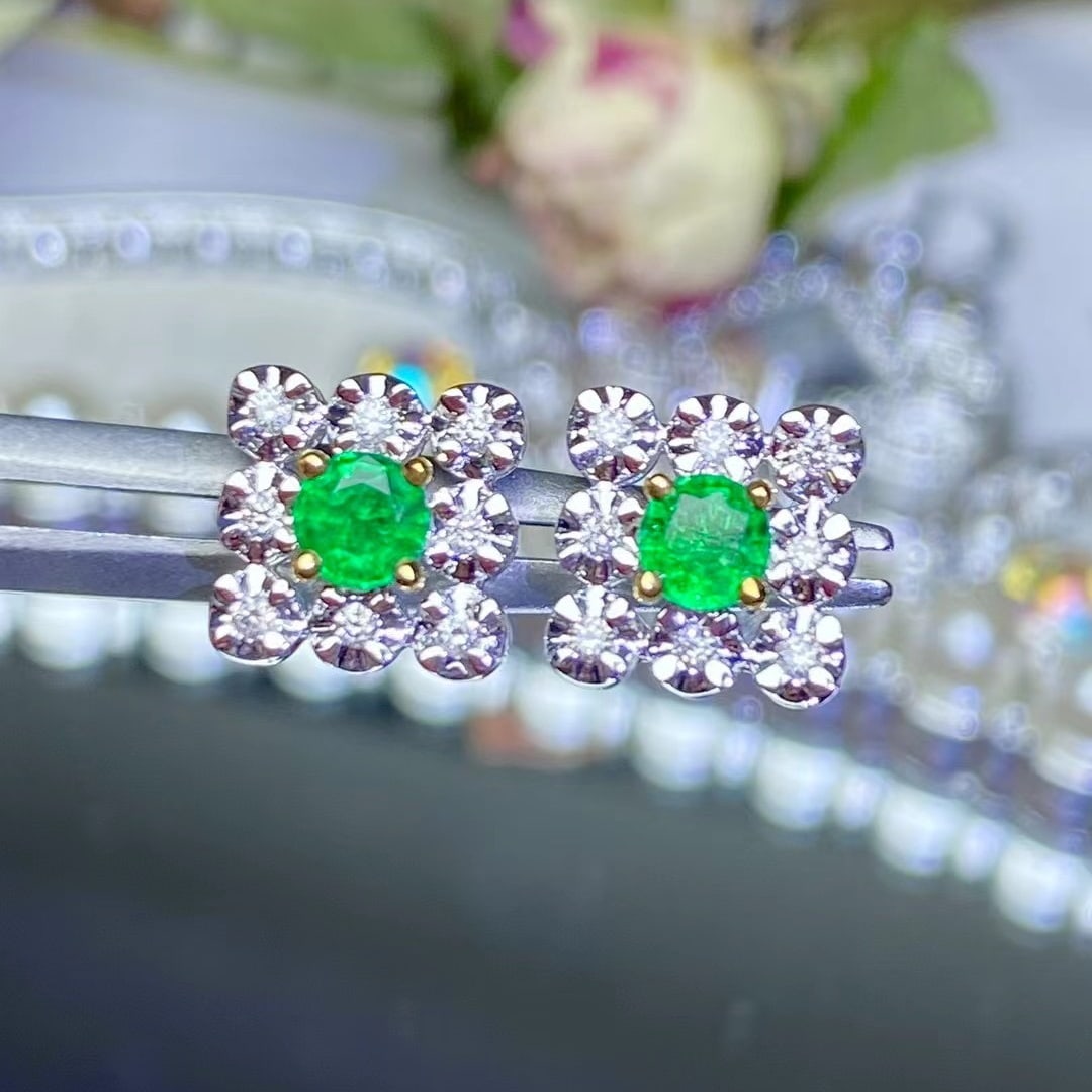 14k Gold 0.46 Ctw Vivid Green Natural Emerald & Diamond Pendant( Without Chain ) - 2