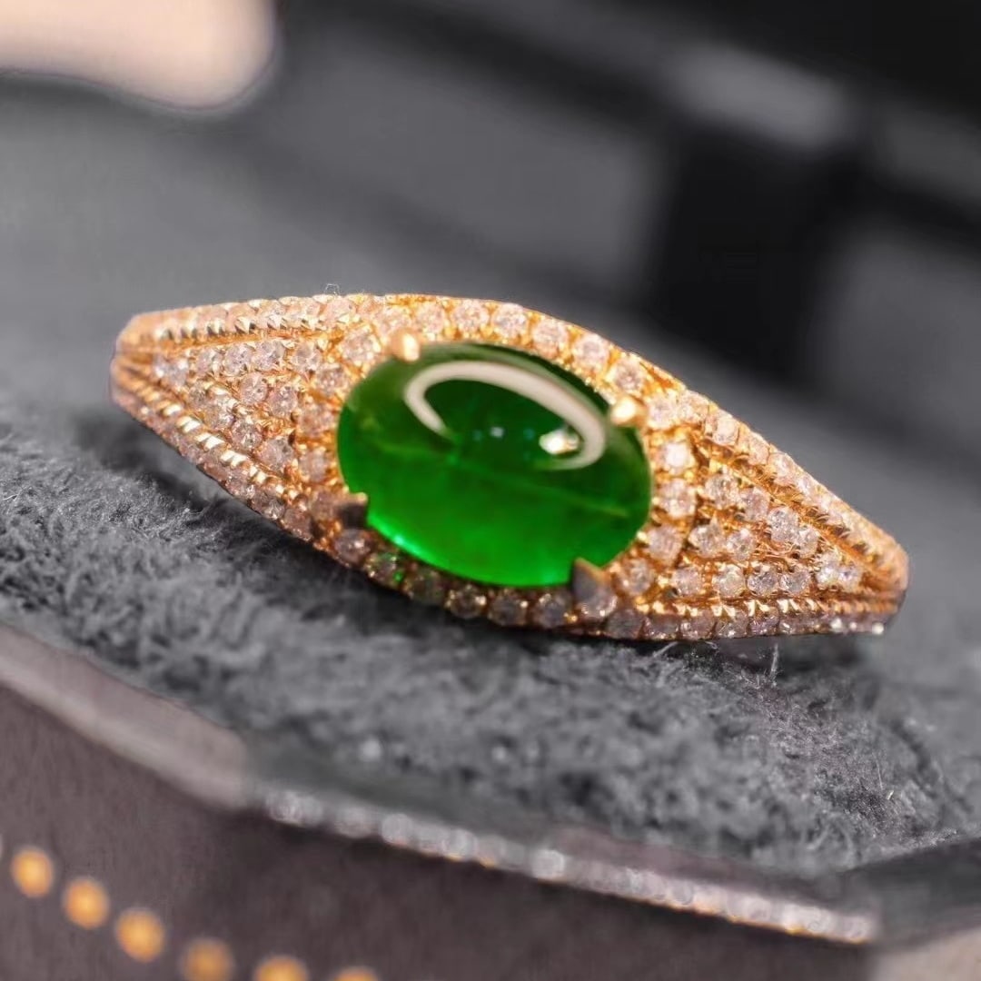 14k Gold 1.23 Ctw Vivid Green Natural Emerald & Diamond Ring: Ref:230935258 // gold content:14k gold // ring size:7. 25us // // main gemstone:emerald // shape:oval // carat weight:0. 95ct // color:vivid green // treatment:natural // // adjacent gemstone 2 :