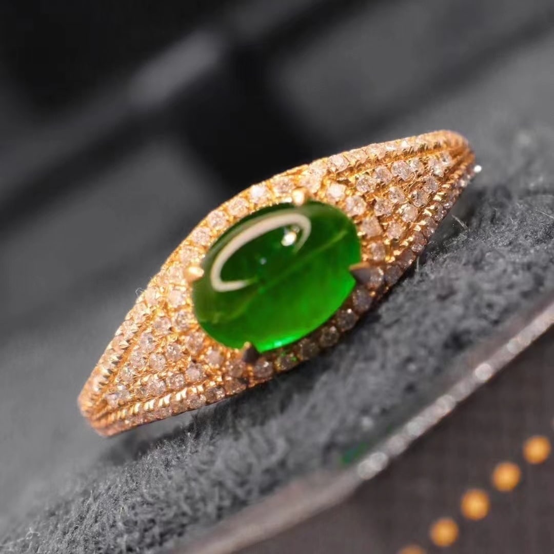 14k Gold 1.23 Ctw Vivid Green Natural Emerald & Diamond Ring - 2